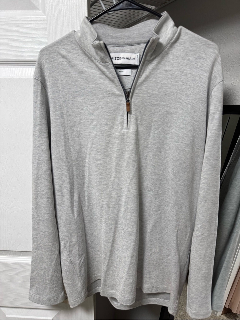 Mizzen+Main Gray Men's Sweater- Medium